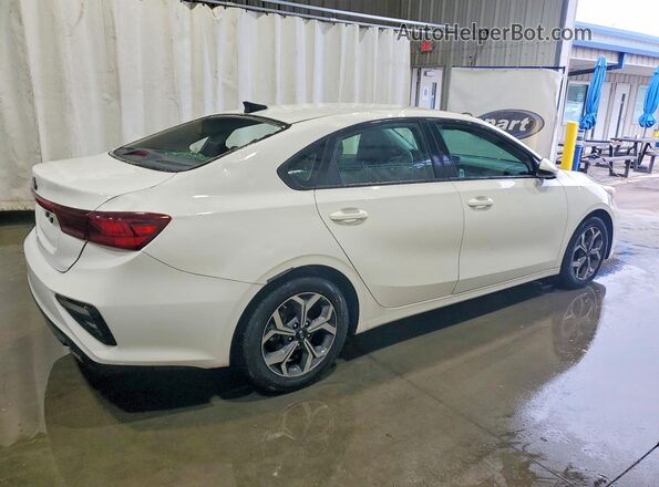 3KPF24AD8ME288828 2021 KIA FORTE White Tył prawy