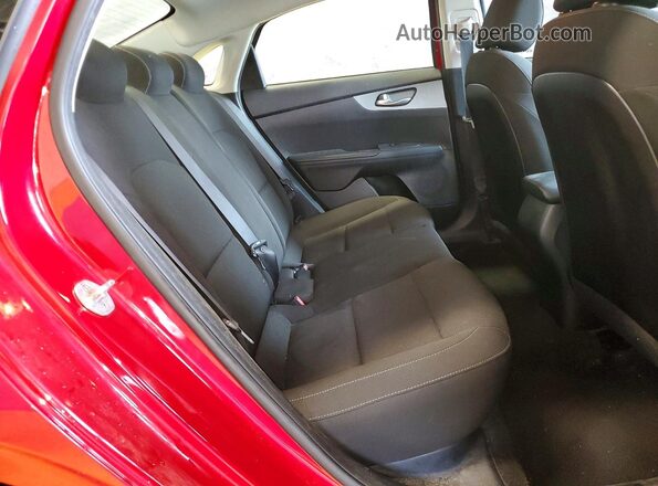 3KPF24AD8ME363835 2021 KIA FORTE Red 