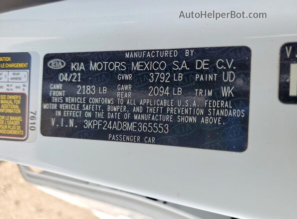 3KPF24AD8ME365553 2021 KIA FORTE White 