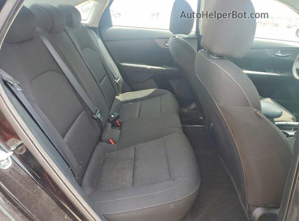 3KPF24AD8ME377119 2021 KIA FORTE Black Вид задньої частини салону