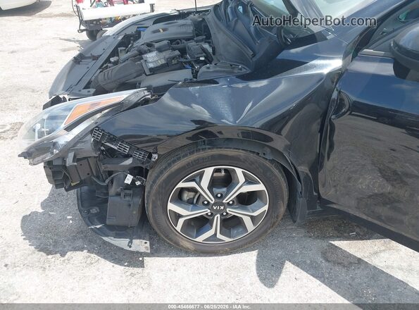 3KPF24AD8ME381400 2021 KIA FORTE Black Вид спереду