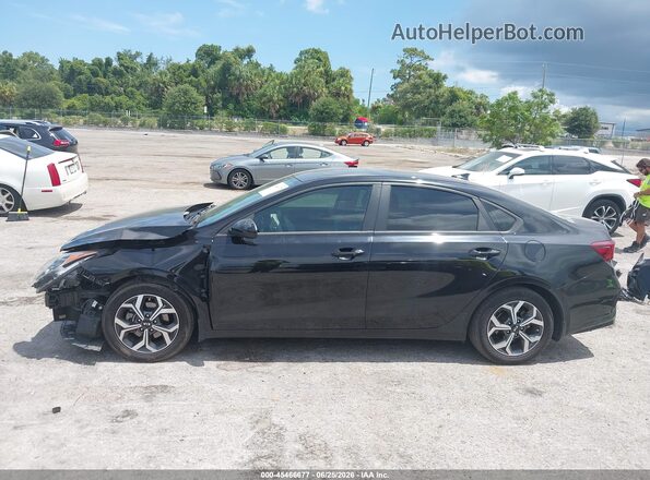 3KPF24AD8ME381400 2021 KIA FORTE Black Панорамний вид салону 360°