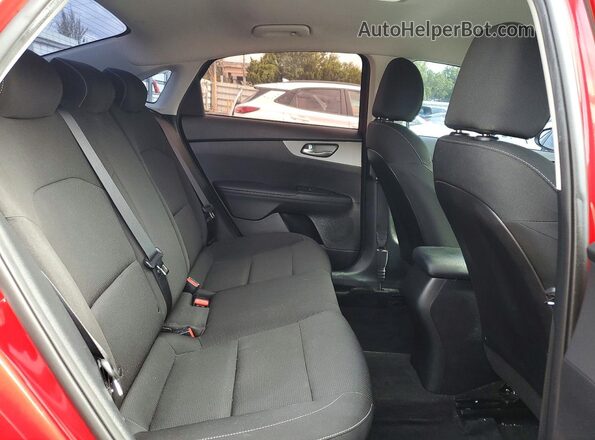 3KPF24AD8ME383793 2021 KIA FORTE Red Հետևի նստատեղերի տեսք