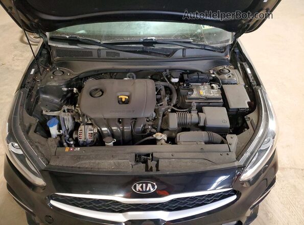 3KPF24AD8ME387973 2021 KIA FORTE Black 