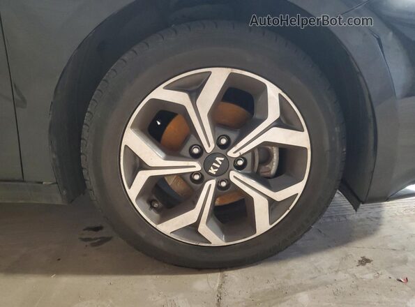 3KPF24AD8ME387973 2021 KIA FORTE Black 