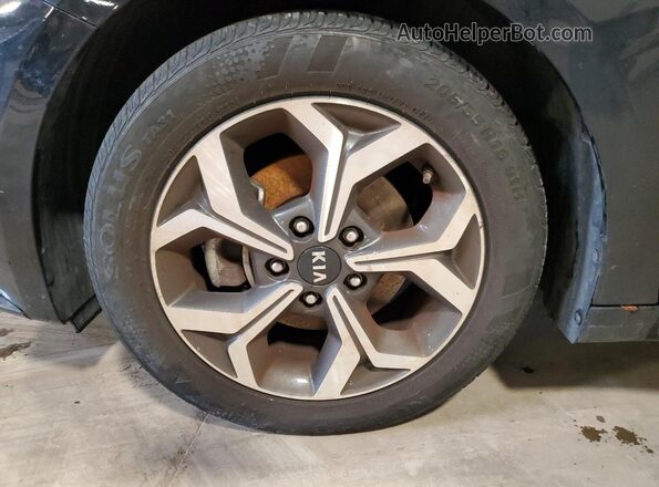3KPF24AD8ME387973 2021 KIA FORTE Black 