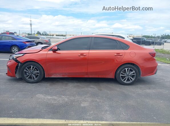 3KPF24AD8NE429513 2022 KIA FORTE Orange 