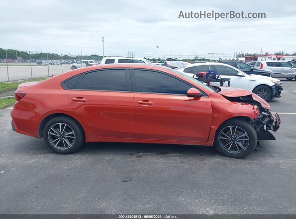 3KPF24AD8NE429513 2022 KIA FORTE Orange Սալոնի 360 աստիճան տեսք