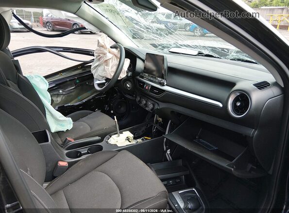 3KPF24AD8NE449485 2022 KIA FORTE Black Front interior view