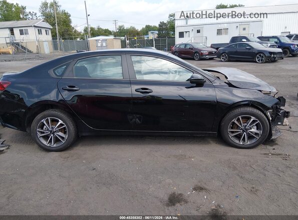 3KPF24AD8NE449485 2022 KIA FORTE Black 360 interior view
