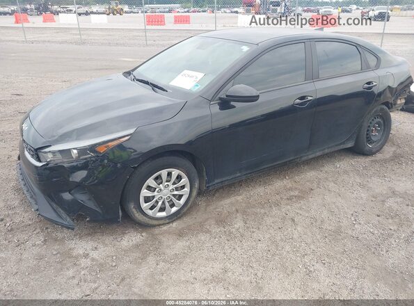 3KPF24AD8NE499402 2022 KIA FORTE Черный Передняя левая четверть