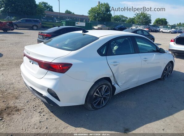 3KPF24AD8PE590642 2023 KIA FORTE White Rear right