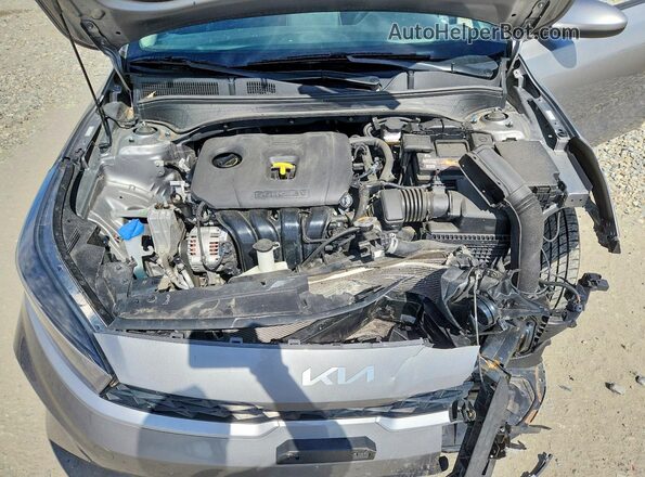 3KPF24AD8PE665274 2023 KIA FORTE Gray 