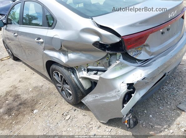 3KPF24AD8RE787572 2024 KIA FORTE Silver წინა ხედი