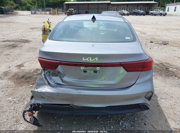 3KPF24AD8RE787572 2024 KIA FORTE Silver 