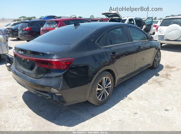 3KPF24AD8RE792755 2024 KIA FORTE Black Trasero derecho