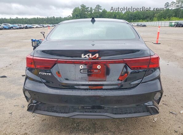 3KPF24AD8RE805682 2024 KIA FORTE Black Vista trasera