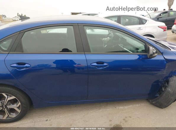 3KPF24AD9LE209021 2020 KIA FORTE Blue Rear interior view