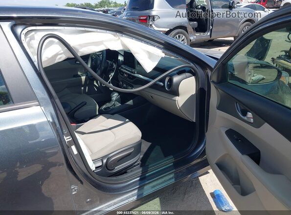 3KPF24AD9LE209715 2020 KIA FORTE Синий Вид салона спереди