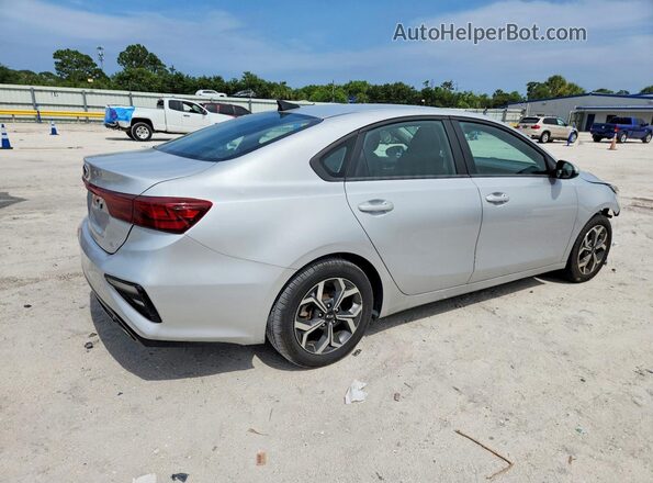 3KPF24AD9ME331976 2021 KIA FORTE Серебряный Задняя правая четверть