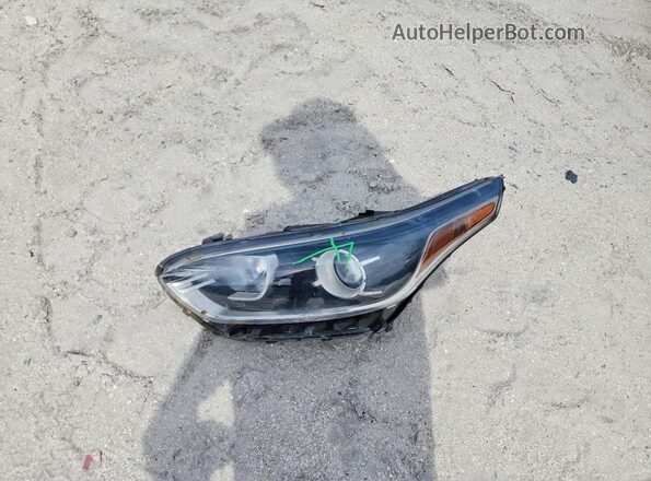 3KPF24AD9ME331976 2021 KIA FORTE Серебряный Вид подкапотного пространства