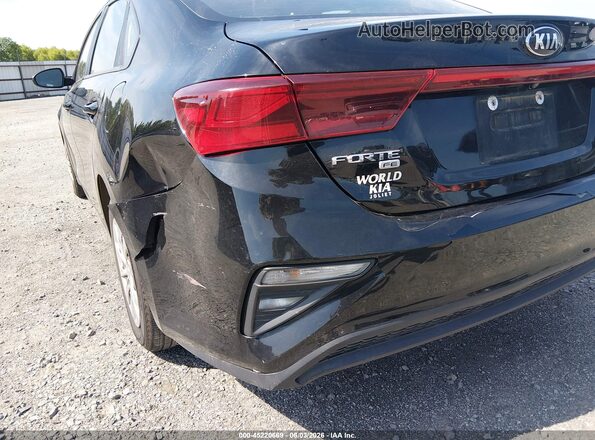 3KPF24AD9ME368512 2021 KIA FORTE Black 