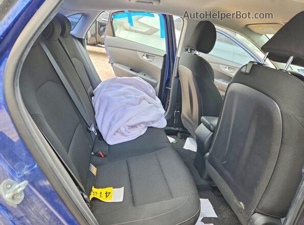 3KPF24AD9ME370194 2021 KIA FORTE Blue Vista de los asientos traseros