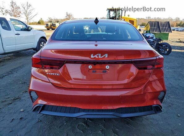 3KPF24AD9NE464173 2022 KIA FORTE Orange უკანა ხედი
