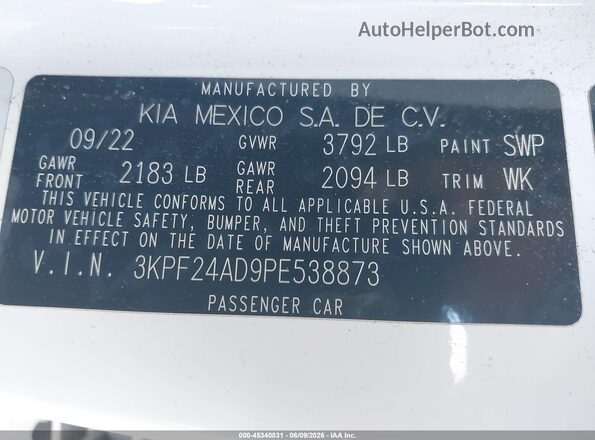 3KPF24AD9PE538873 2023 KIA FORTE White Widok komory silnika