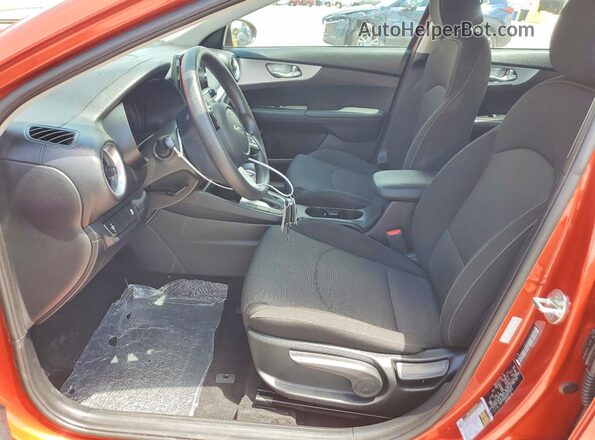 3KPF24AD9PE573574 2023 KIA FORTE Orange 