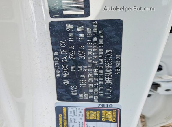 3KPF24AD9PE597079 2023 KIA FORTE White 