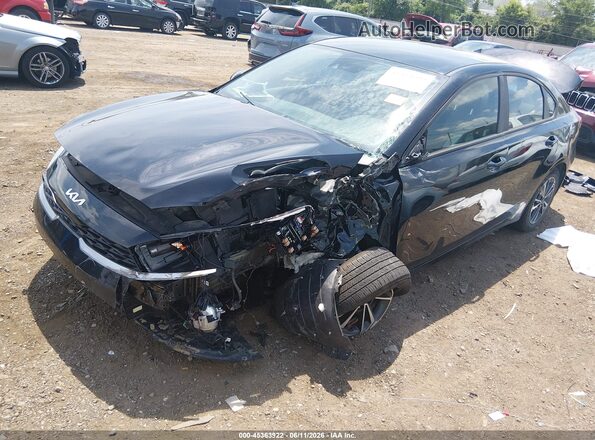 3KPF24AD9PE686263 2023 KIA FORTE Black Przód lewy