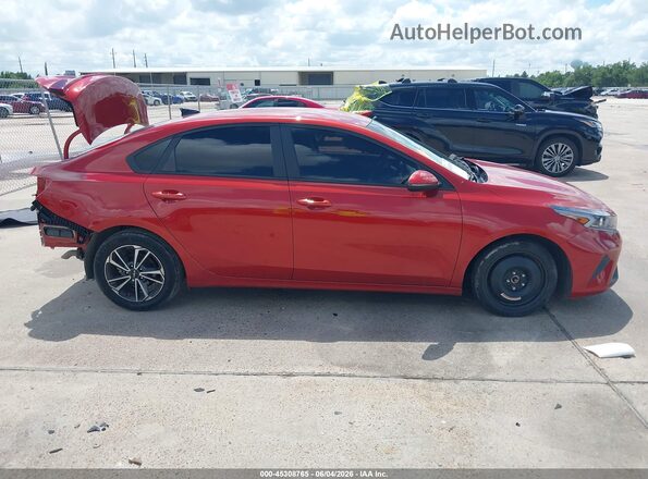 3KPF24AD9RE726585 2024 KIA FORTE Orange Widok wnętrza 360 stopni
