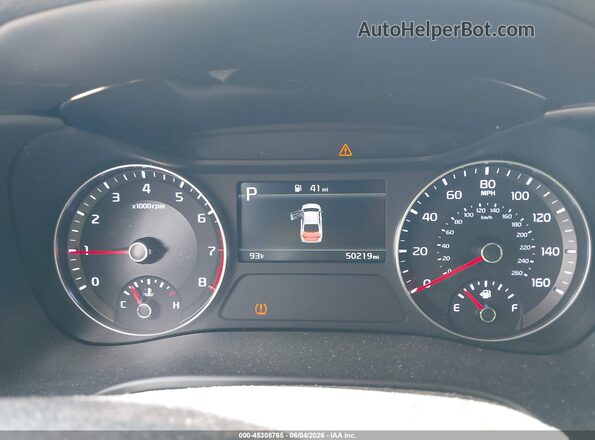 3KPF24AD9RE726585 2024 KIA FORTE Orange Widok tylnych siedzeń