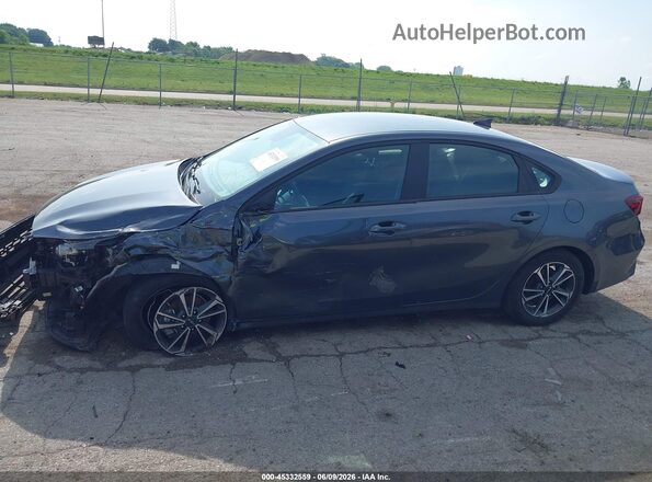 3KPF24AD9RE767329 2024 KIA FORTE Gray Vista interior de 360 grados
