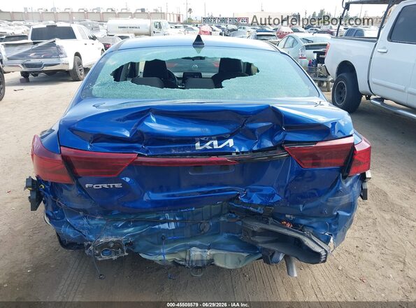 3KPF24AD9RE780145 2024 KIA FORTE Blue Front view