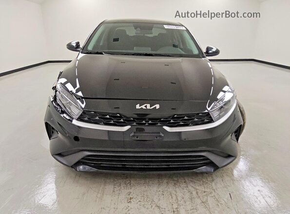 3KPF24AD9RE827044 2024 KIA FORTE Black 