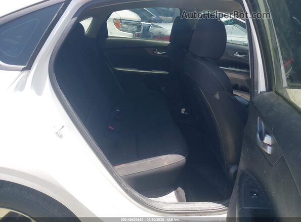 3KPF24ADXKE111906 2019 KIA FORTE White VIN კოდის სტიკერის ხედი