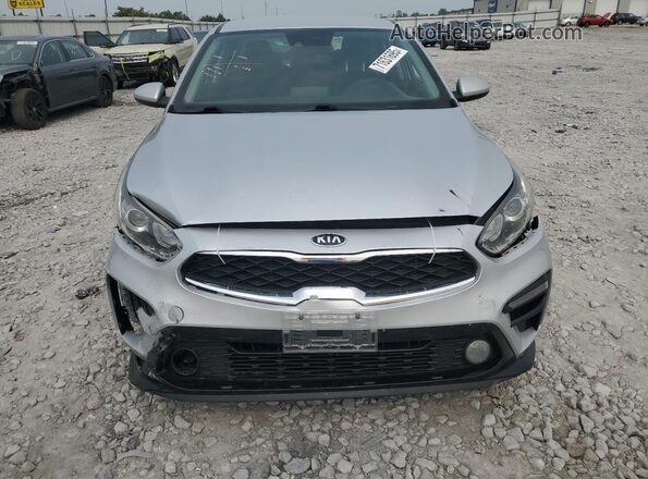 3KPF24ADXKE133968 2019 KIA FORTE Silver Widok z przodu
