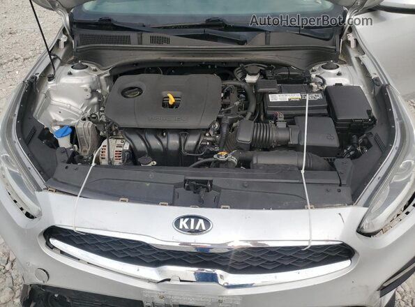3KPF24ADXKE133968 2019 KIA FORTE Silver Widok wnętrza z tyłu