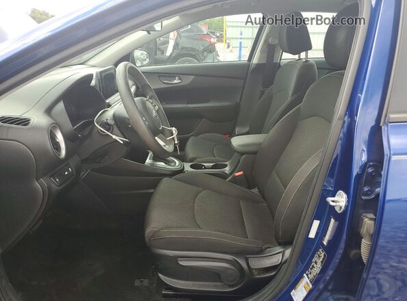 3KPF24ADXKE138619 2019 KIA FORTE Blue 