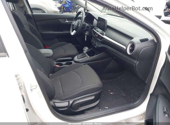 3KPF24ADXLE186249 2020 KIA FORTE White Vista interior delantera