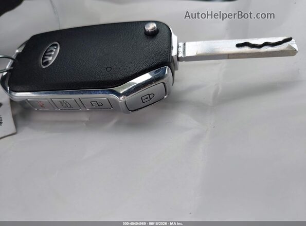 3KPF24ADXLE186249 2020 KIA FORTE White Vista del salpicadero