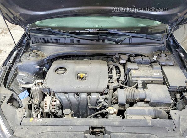 3KPF24ADXME325717 2021 KIA FORTE Gray Widok wnętrza z tyłu