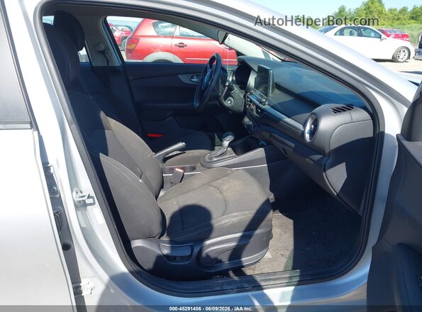 3KPF24ADXME341464 2021 KIA FORTE Silver Vista interior delantera