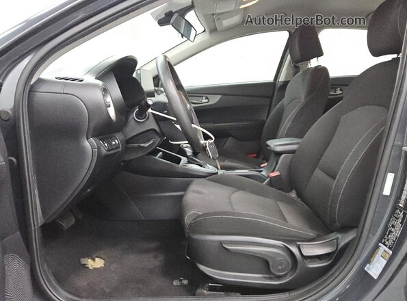 3KPF24ADXME351184 2021 KIA FORTE Gray 