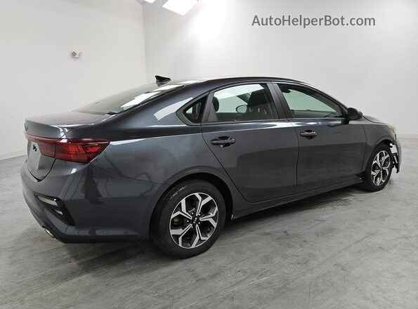 3KPF24ADXME351184 2021 KIA FORTE Gray 