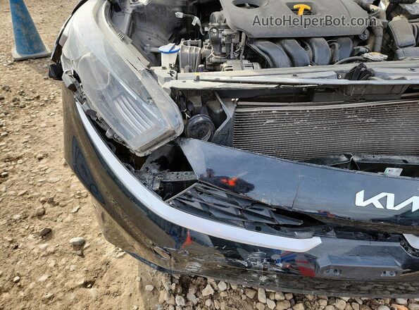 3KPF24ADXNE425155 2022 KIA FORTE Black 