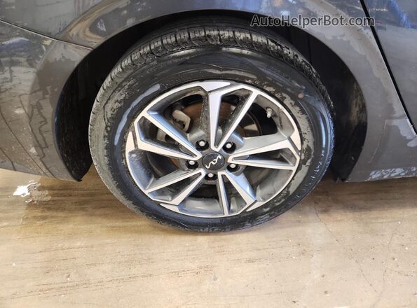3KPF24ADXNE429013 2022 KIA FORTE Gray 