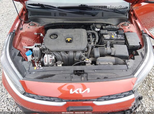 3KPF24ADXNE433739 2022 KIA FORTE Orange Вид ззаду